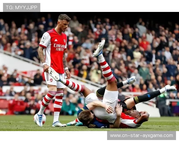 戴维斯边路防守反击助球队锁定胜果