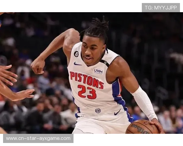 丹尼艾维反击快如闪电,底特律抢下关键球